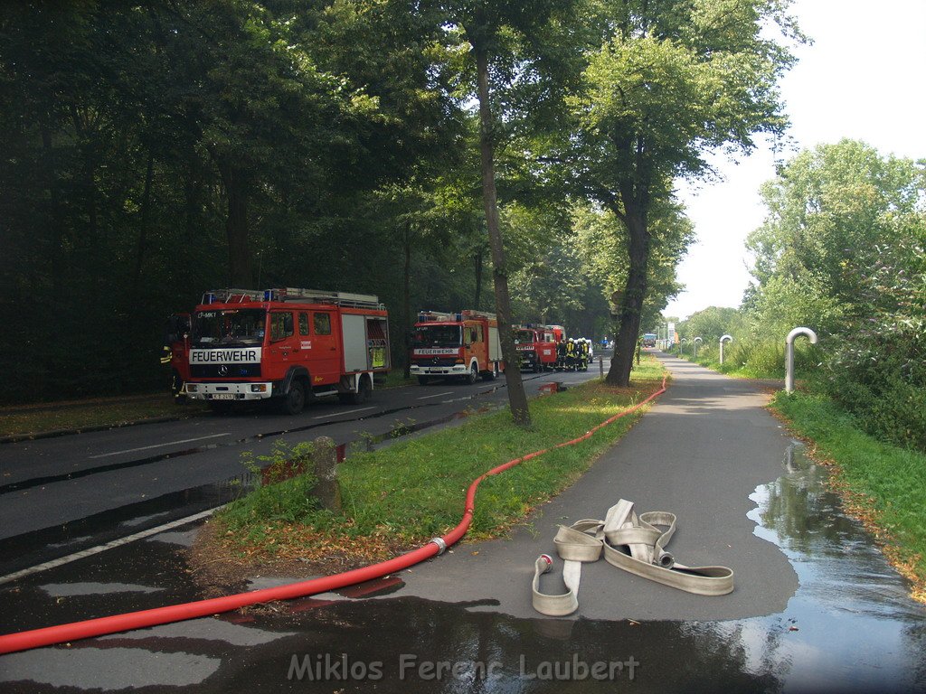 Brand Schuetzenhof Neusser Landstr P5449.JPG